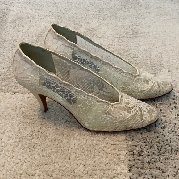 Stuart Weitzman Shoes - Vintage Stuart Weitzman for Martinique Lace Heels Off-White Size 7